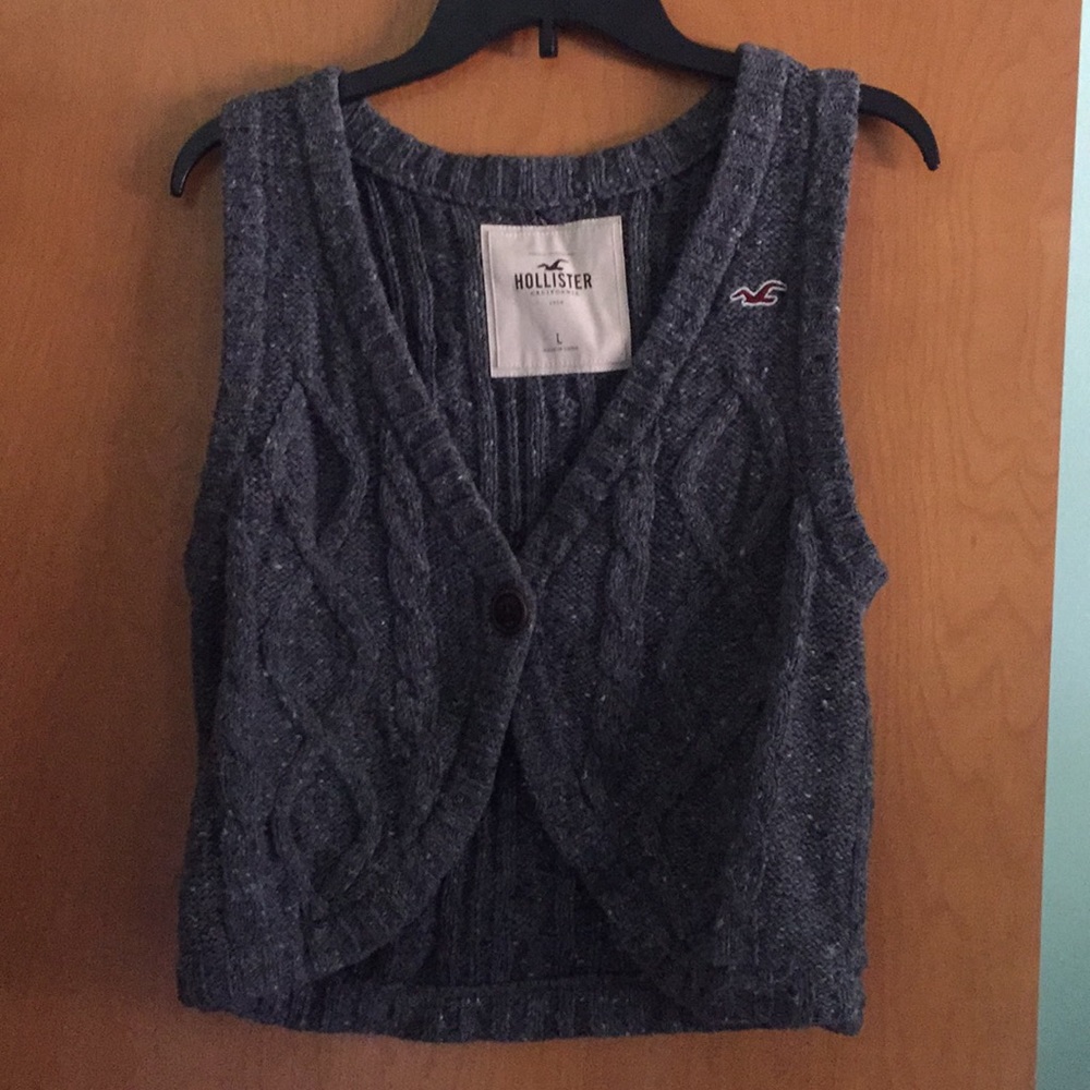 Hollister no sleeve grey sweater